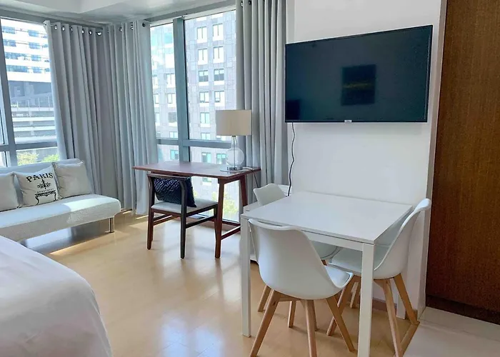 Apartment Avant At The 360 Center Views In Bgc Taguig W Pool Access Manila