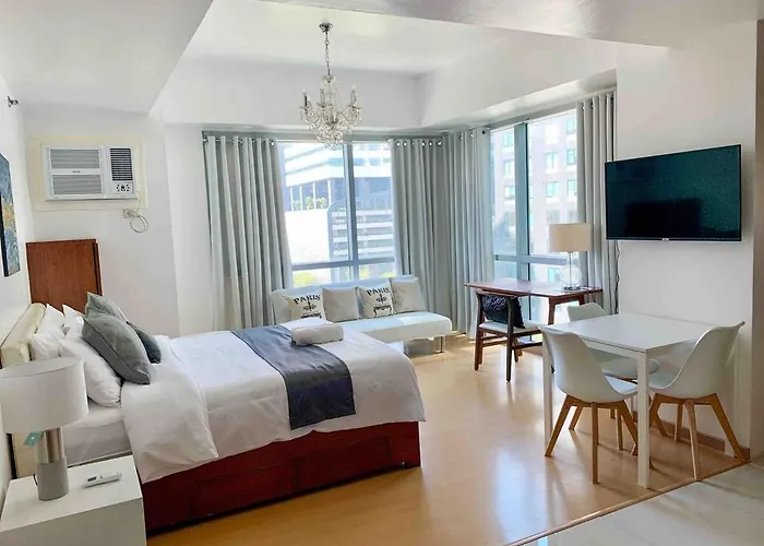 Avant At The 360 Center Views In Bgc Taguig W Pool Access Apartment *